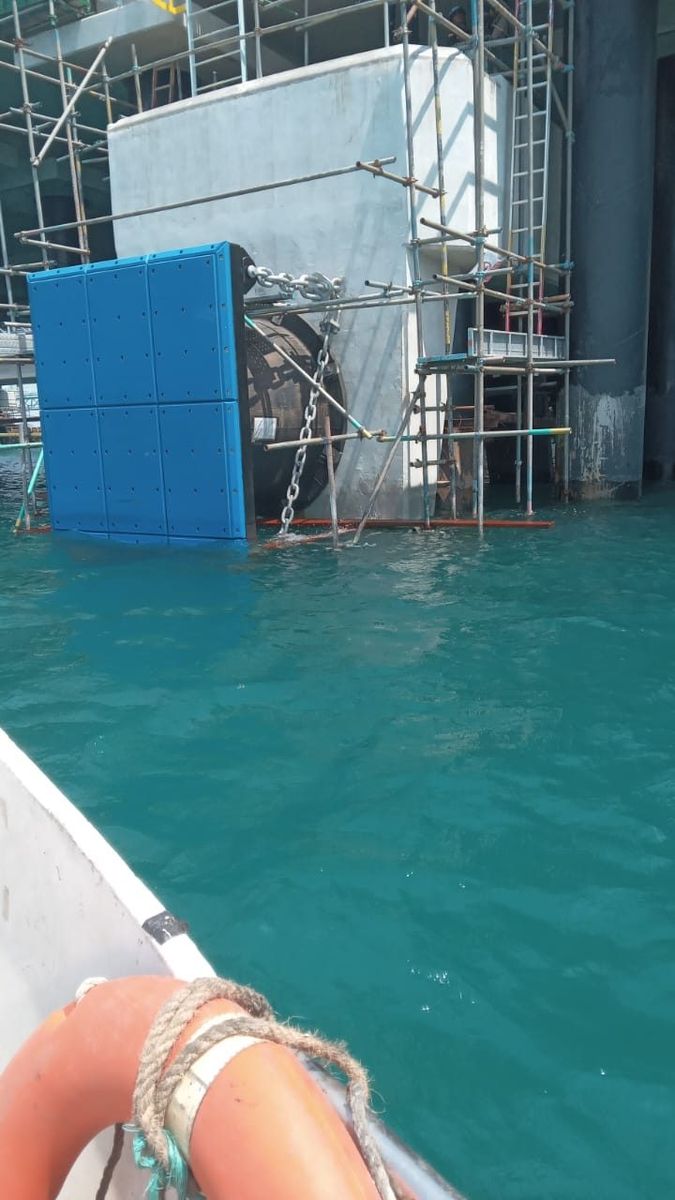 Scaffolding kapal/vessel terpasang rapat — Dekade Lotte